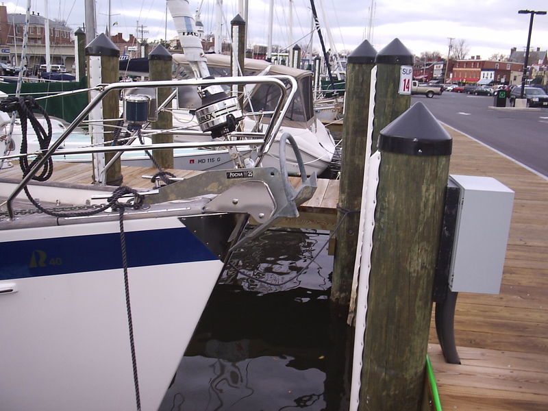 http://Rocna%20Original%2025%20on%20Hallberg-Rassy%2040,%20side%20view